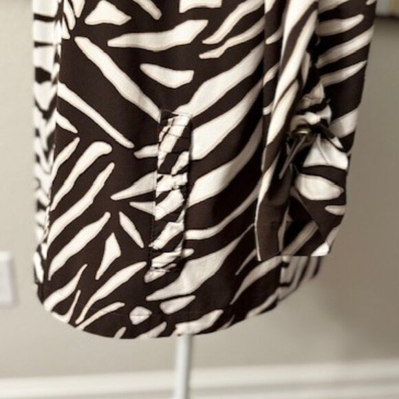 ZENERGY by CHICO'S Neema Zebra Print Jacket - Picture 6 of 15